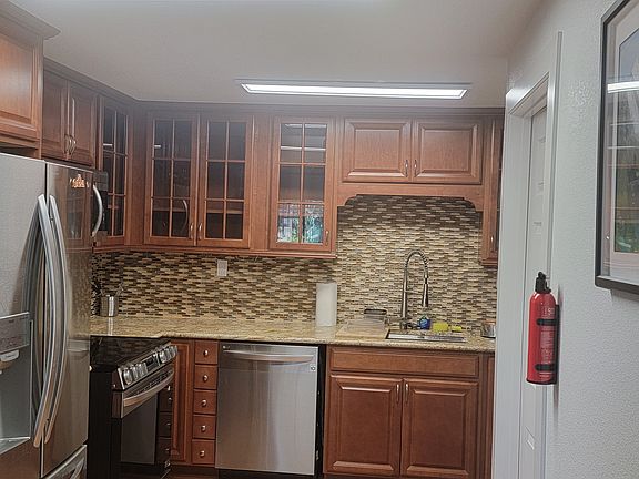 4th image of 15402 E Prentice Dr