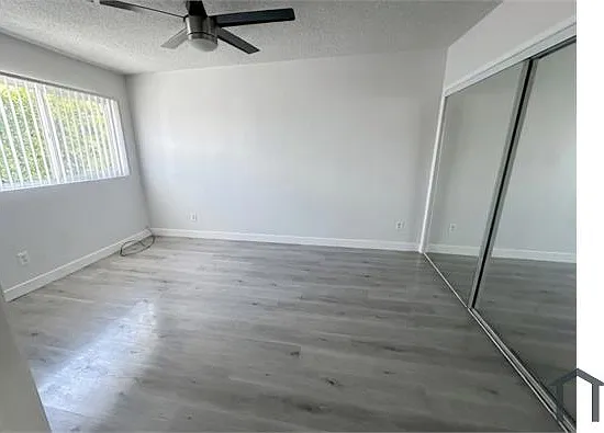 4060 Stevely Ave #19 — Photo 12