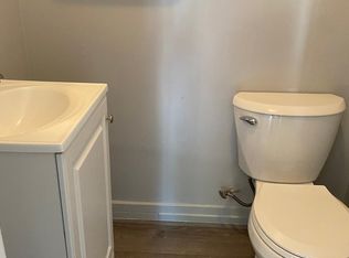 7150 71st St, Ridgewood, NY 11385