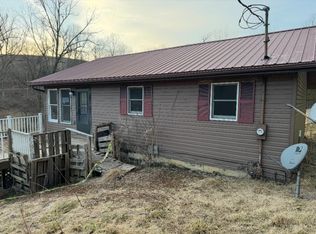 390 Fishing Creek Rd #R, Falmouth, KY 41040