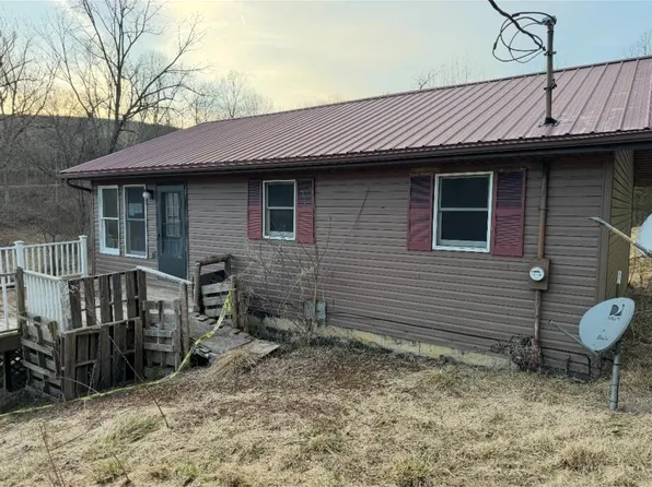 390 Fishing Creek Rd #R, Falmouth, KY 41040