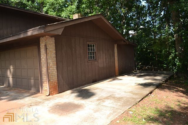 1st image of 2312 Sterling Ridge Rd