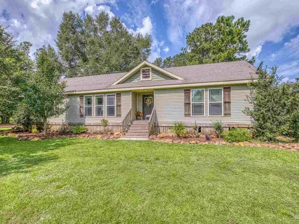 8436 Chumuckla Hwy, Pace, FL 32571