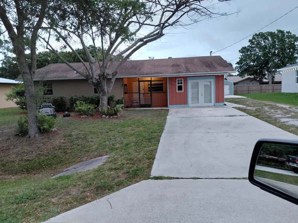 5506 Palm Dr, Fort Pierce, FL 34982