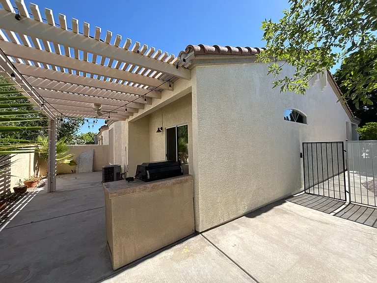 1129 Evening Ridge St — Photo 32