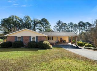 8 Greenvalley Rd SE, Silver Creek, GA 30173