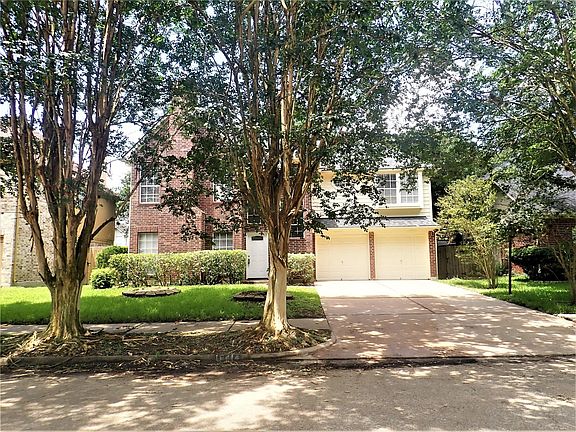 3rd image of 16414 Elmwood Point Ln