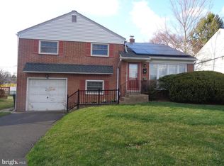 608 Louise Rd, Glenside, PA 19038