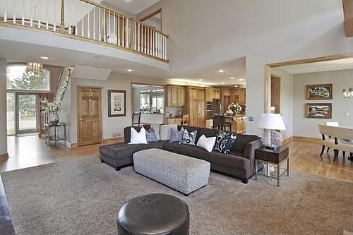 10451 White Tail Xing, Eden Prairie, MN 55347 | Zillow