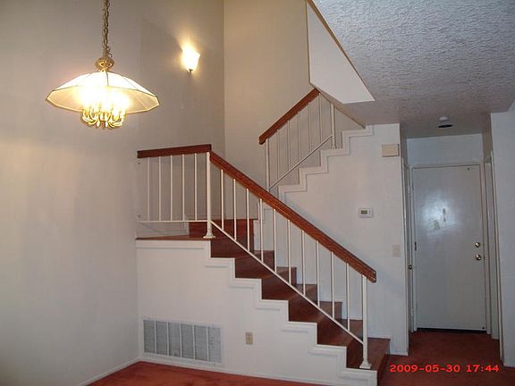 5th image of 10679 Glendover Ln