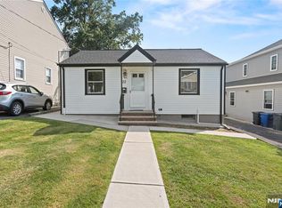 22 Franklin Ave, Hasbrouck Heights, NJ 07604