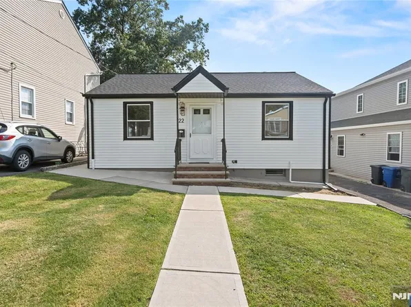 22 Franklin Ave, Hasbrouck Heights, NJ 07604