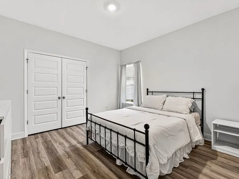 224 Butler Cv — Photo 10