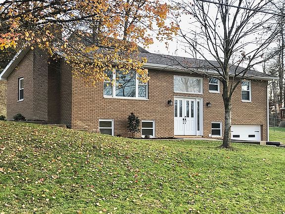 2nd image of 6 Worthington Ln