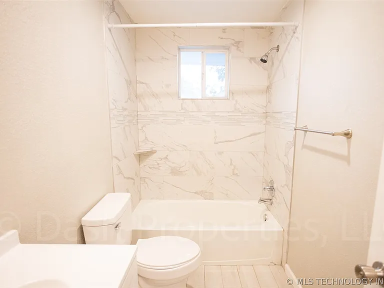 821 S Quaker Ave — Photo 57
