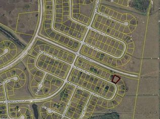 9019 E Castle Cir, Labelle, FL 33935