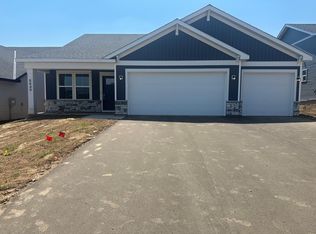 8849 63rd St S, Cottage Grove, MN 55016