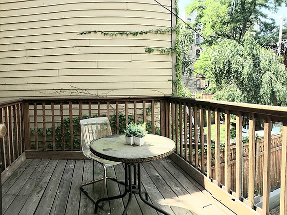 2nd image of 12 Mercer St #1
