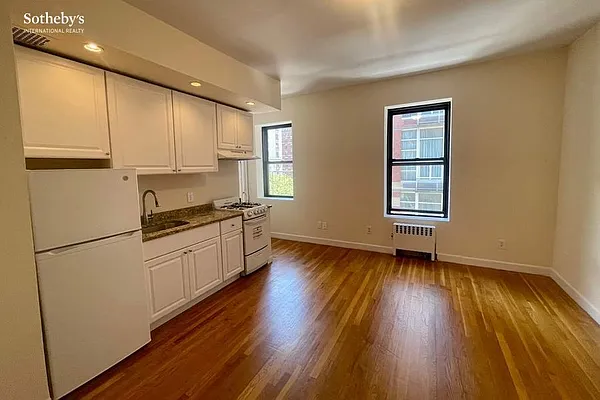 Rented by Sotheby's International Realty | media 8