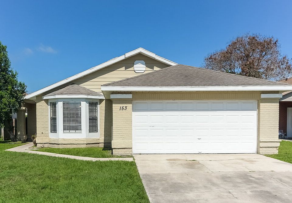 1st image of 153 Pinewood Cir