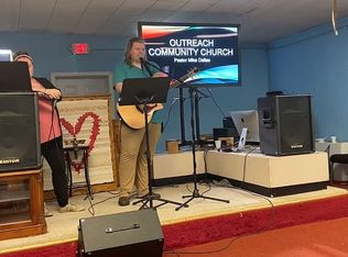 1738 Tuscarawas St E, Canton, OH 44707
