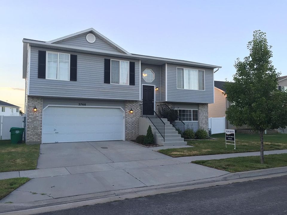 Clean & Cute Syracuse Home for Rent!