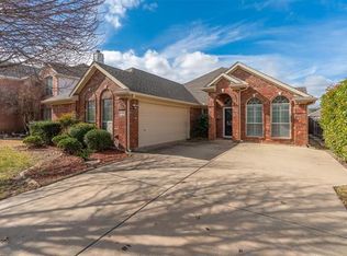 8104 Malabar Trl, Fort Worth, TX 76123