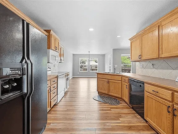 1803 Villa Drive - 1 — Photo 4