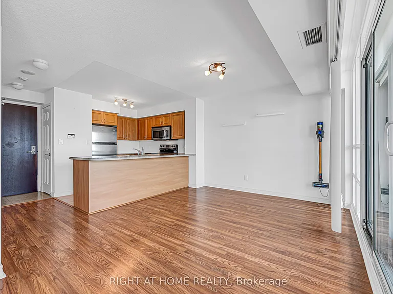 208 Enfield Pl #2902 — Photo 22