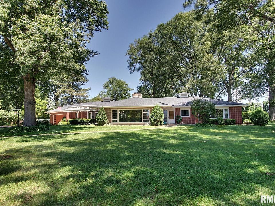 1st image of 329 Lincoln Hill Ct NW