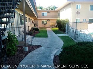 321 Neplus Ct APT 19, Lodi, CA 95242