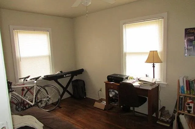 2 bed, 1100 sqft, $1,400 — Photo 4