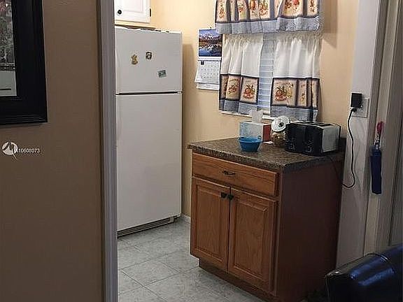 3rd image of 2132 NE 1st Way APT 102