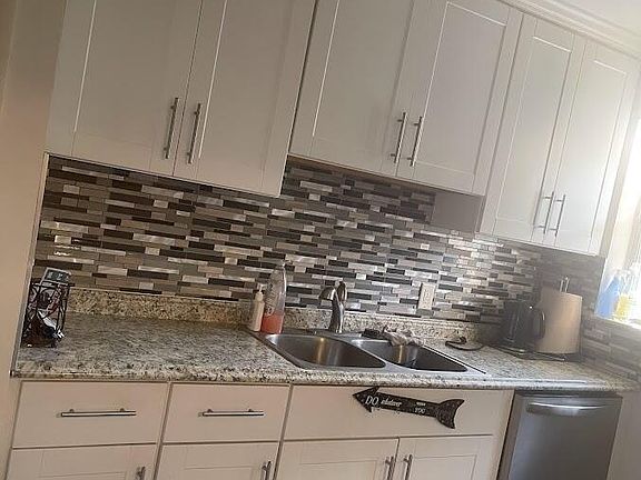 5th image of 6319 TERRY PARKER Drive S