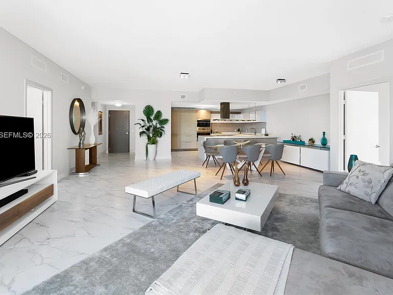 17111 Biscayne Blvd #307 — Photo 5