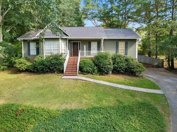 1011 Quail Run, Trussville, AL 35173