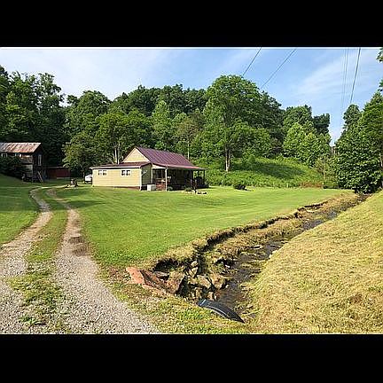 2nd image of 369 Casey Dr