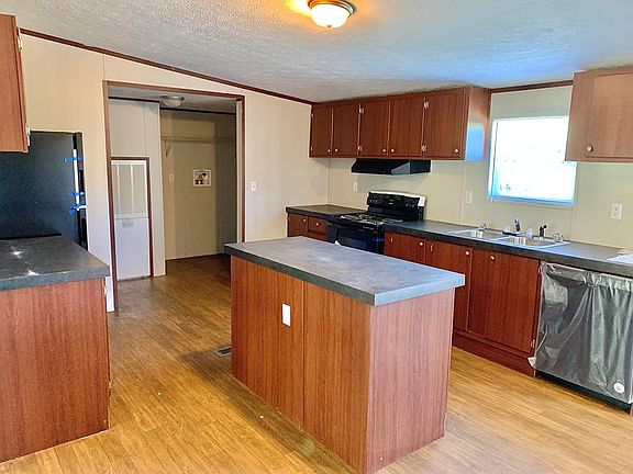 4th image of 1258 E 580th Ave