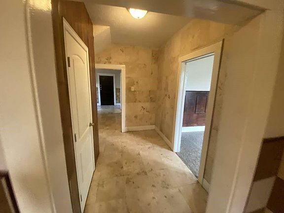 5th image of 2627 Stevens St