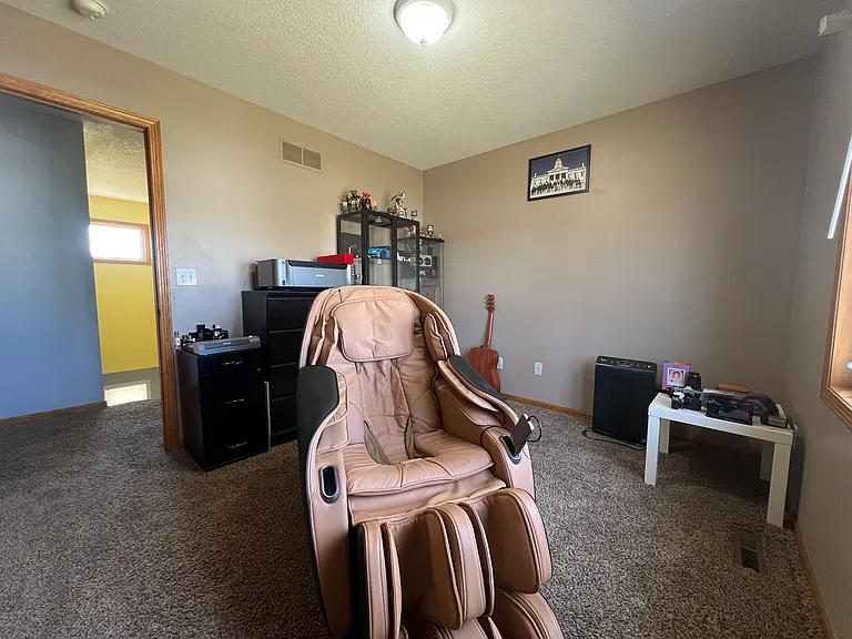 9709 McWilliams Dr — Photo 16
