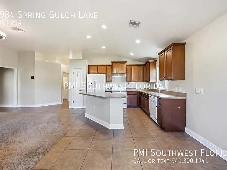 9984 Spring Gulch Ln — Photo 14
