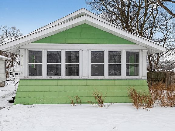 3rd image of 2114 Lane Ave
