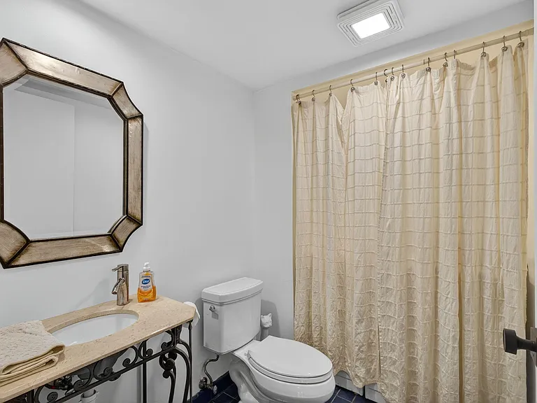 1700 Embassy Dr #103 — Photo 30