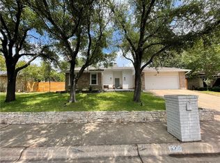 6200 Danwood Dr, Austin, TX 78759