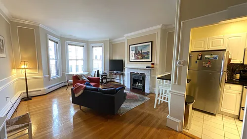 431 Beacon St #3 Photo 1