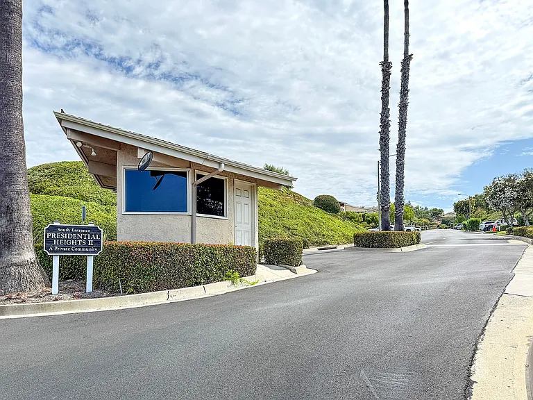 236 Calle Cuervo — Photo 31