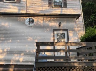 65 Chestnut St #65, Sharon, MA 02067