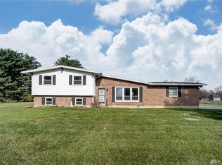 5135 Phillipsburg Union Rd, Englewood, OH 45322