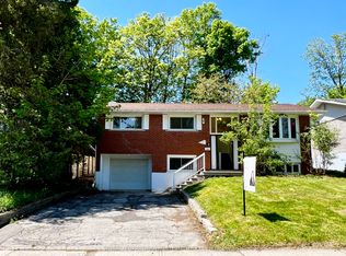 194 Cedarbrae Ave, Waterloo, ON N2L 4S5