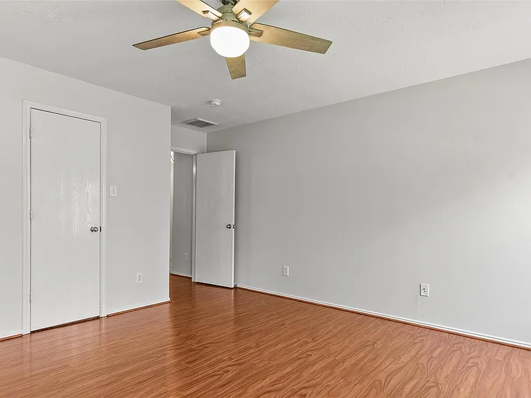 6 Thicket Grove Pl — Photo 18